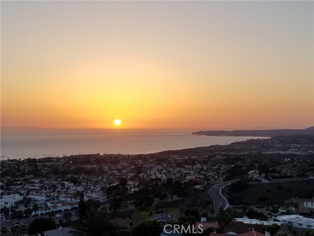Building Photo - 411 Avenida Arlena