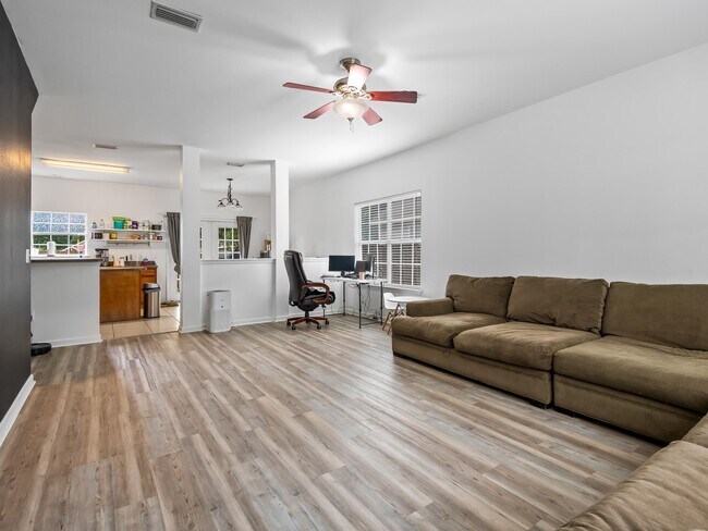 Foto del edificio - 25 Feather Trail