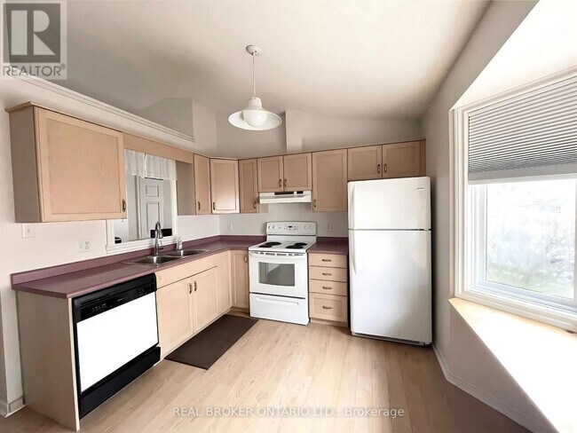 Photo du bâtiment - 5999 Andrea Dr