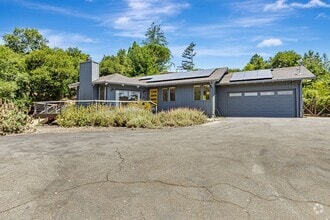 Building Photo - 23433 Sunset Dr