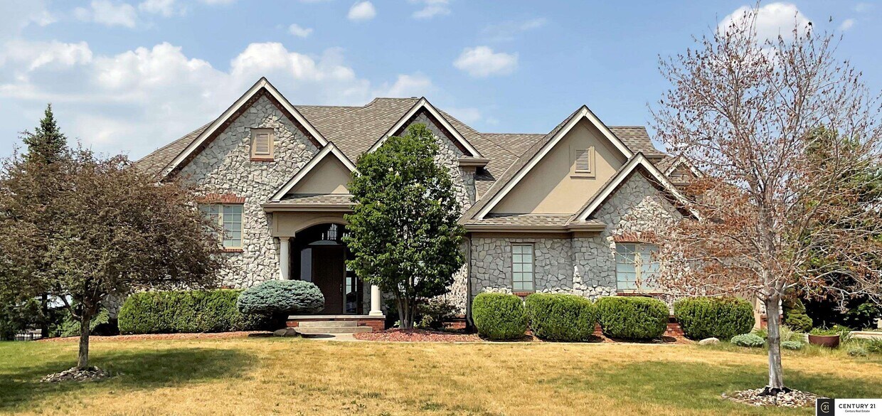 Foto principal - 24434 Mason St