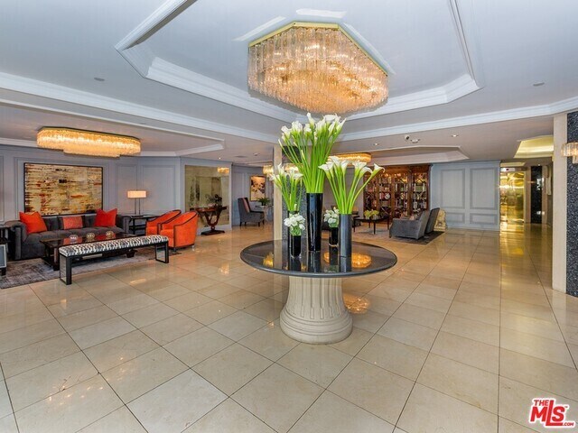 Building Photo - 10660 Wilshire Blvd