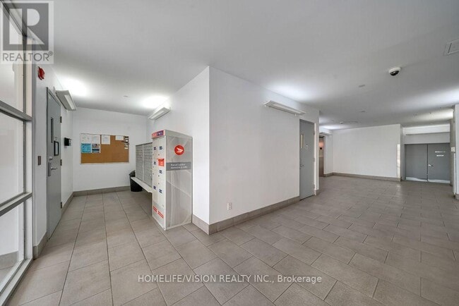 Building Photo - 1375 Dupont St