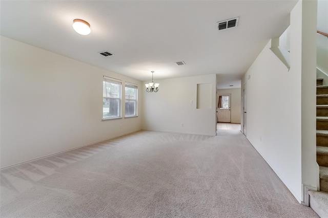 Foto del edificio - 9814 Tucker Ln