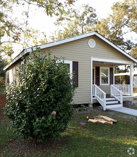 Building Photo - 703 Carl C Foulcard Dr