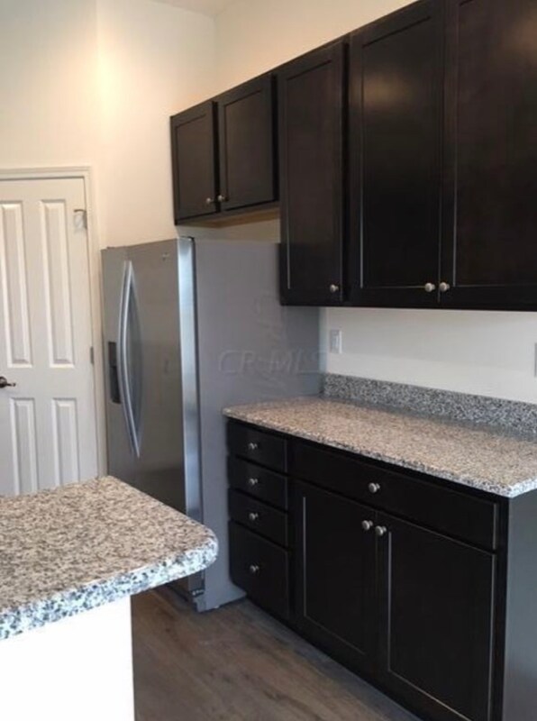 Foto del edificio - 710 Redwood Ln