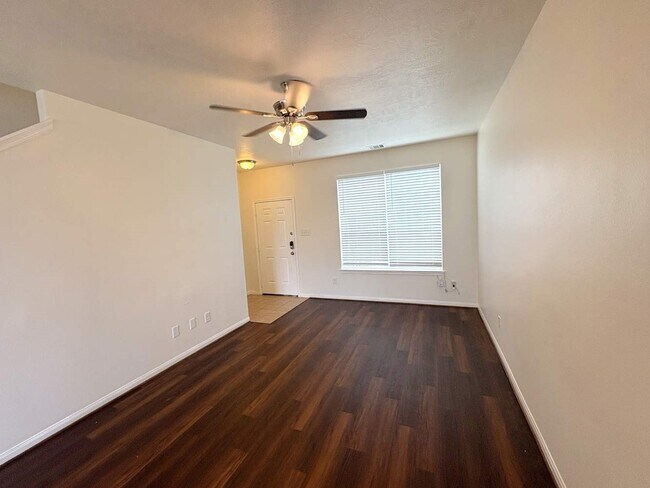 Foto del edificio - 1007 Doubletree Glen Dr