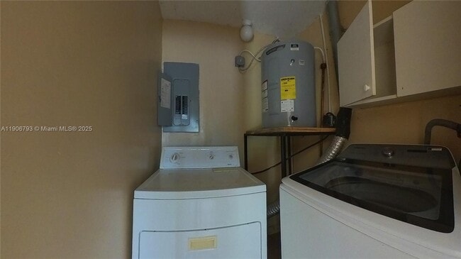 Foto del edificio - 28210 SW 143rd Ct