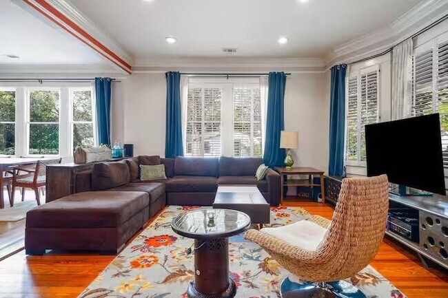 Foto del edificio - 6 White St NW