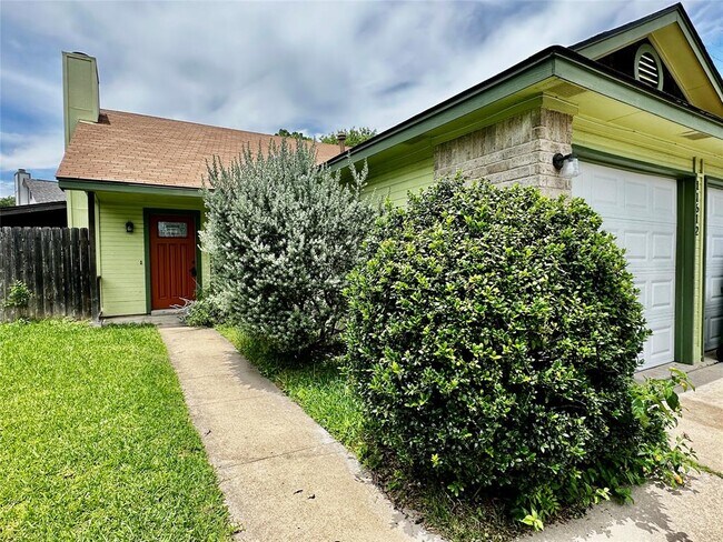 Foto del edificio - 11612 Fruitwood Pl