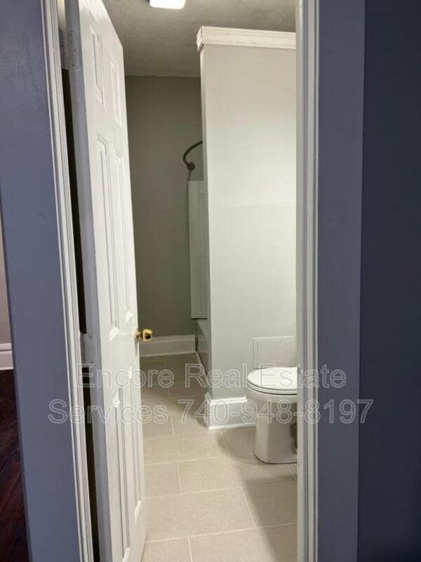 Foto del edificio - 526 Daniel Ave