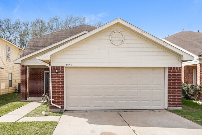 Building Photo - 7331 Parkland Manor Dr