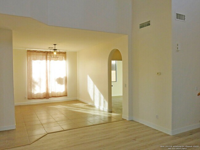 Foto del edificio - 2913 W Windsong Dr