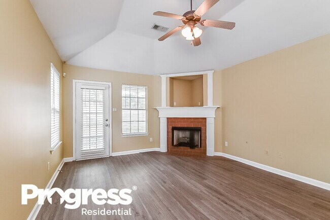 Foto del edificio - 10088 Cross Ridge Rd