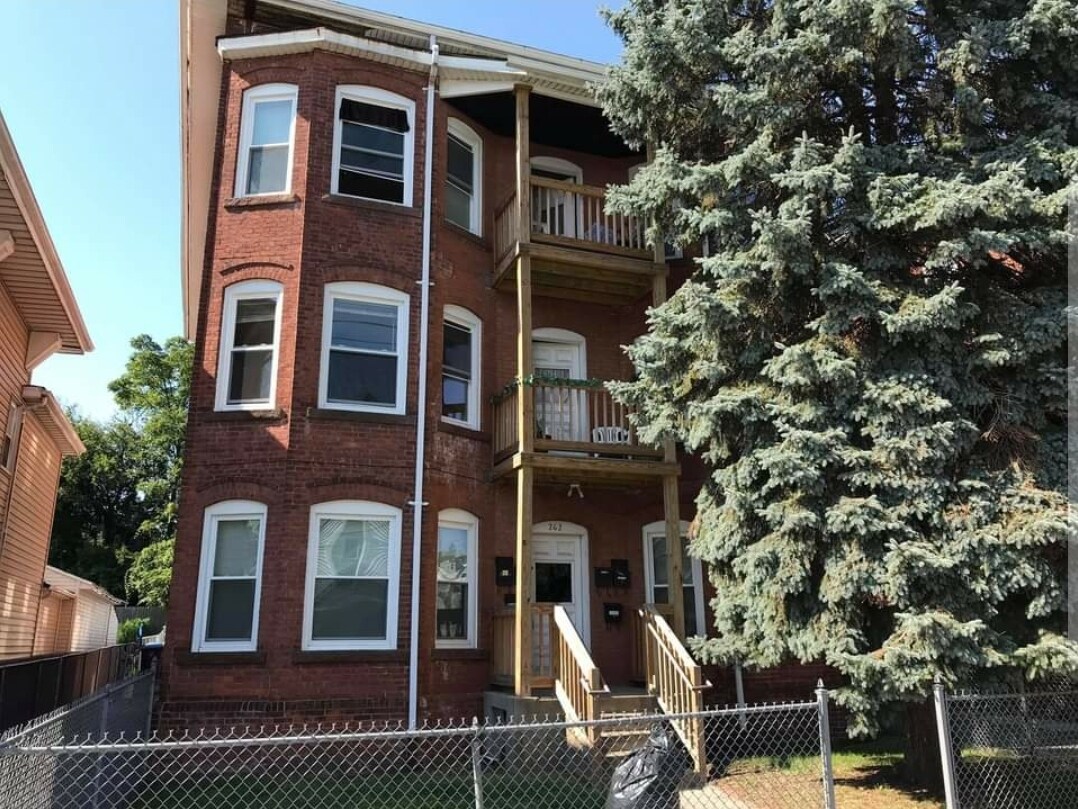 Primary Photo - 262 High St