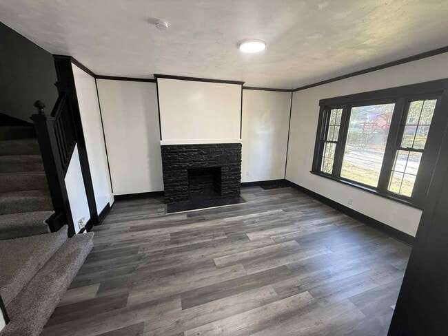 Building Photo - Newly updated 3 bedroom house in Duquesne!