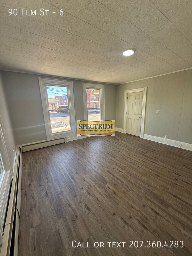 Building Photo - 90 Elm St