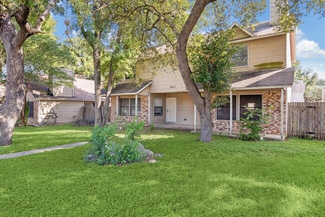 Building Photo - 2807 W Slaughter Ln