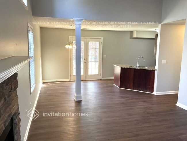 Building Photo - 102 Hillcrest Dr