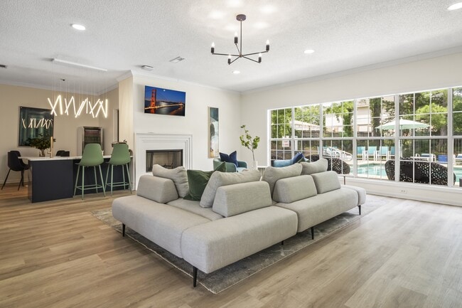 Leasing Office Interior - The Tarragon Apartments