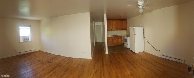 Foto del edificio - 3 br, 1 bath  - 214 Randolph St