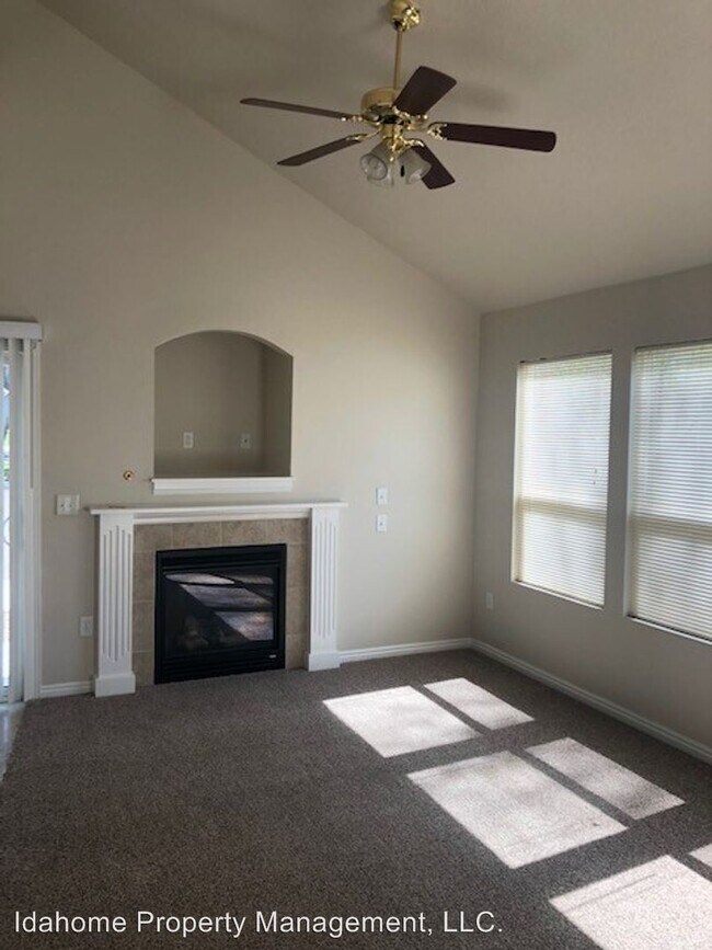 Building Photo - 2053 Lexi's Ln