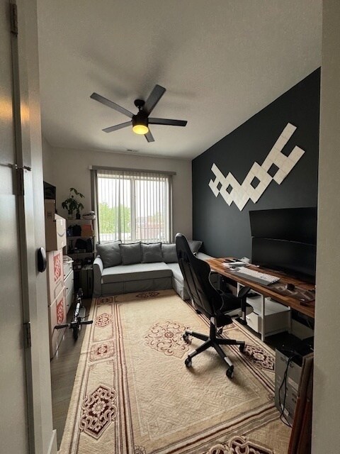 Foto del edificio - 4042 N Pulaski Rd