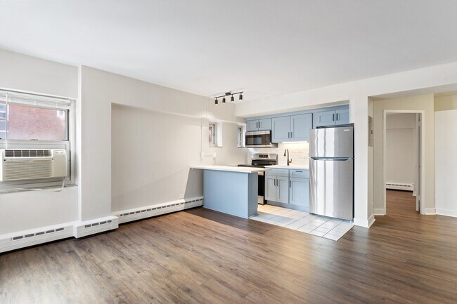 Foto del edificio - 4980 N Marine Dr