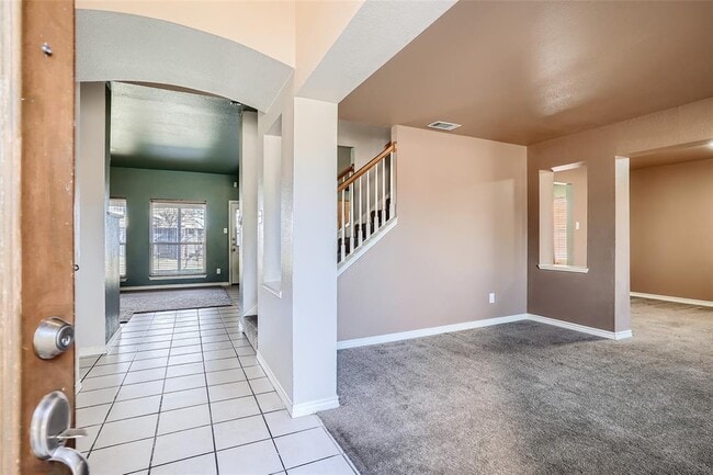 Building Photo - 1647 Churchill Ln