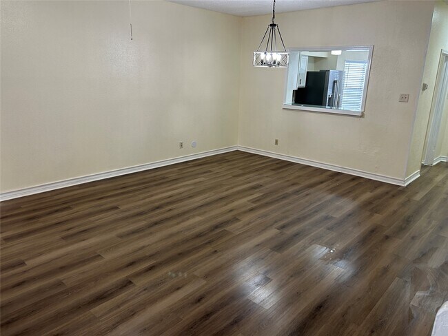 Foto del edificio - 12400 Brookglade Cir