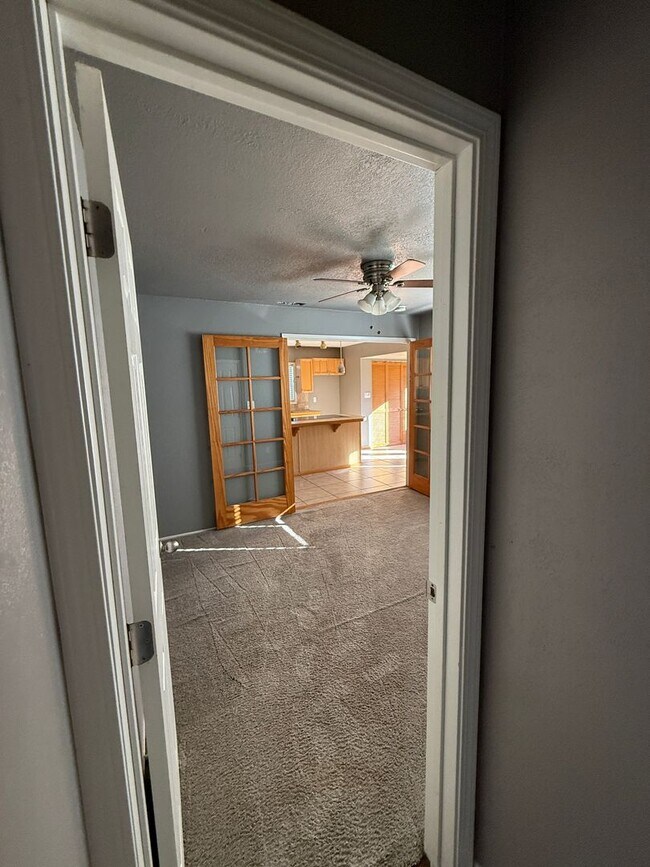 Foto del edificio - Peaceful Setting with Central Location!