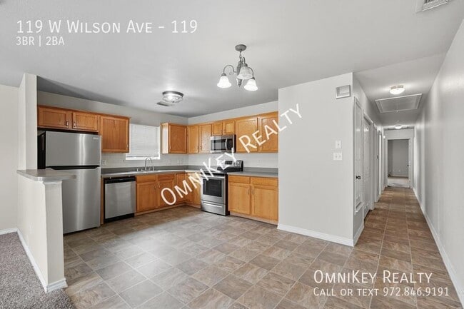Building Photo - 119 W Wilson Ave