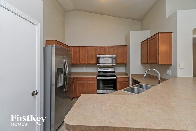 Foto del edificio - 7023 S 38th Dr
