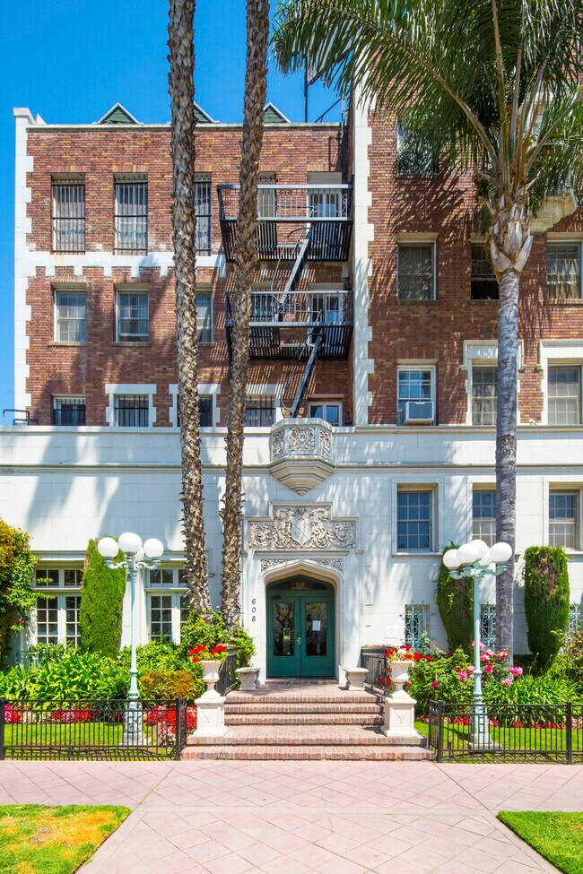 The Versailles 620 S St Andrews Pl Los Angeles, CA Apartments for