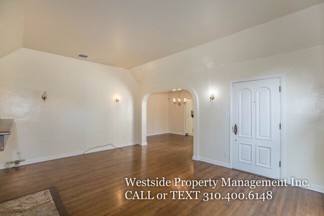 Foto del edificio - Enchanting 3 Bed/1.5 Bath Home | Prime LA ...