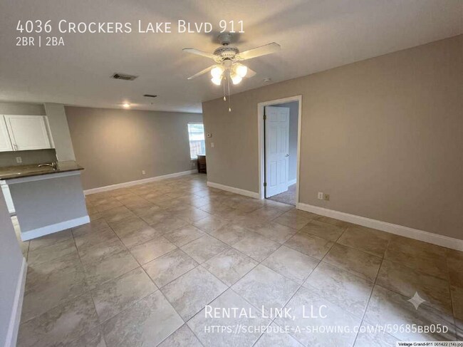 Foto del edificio - 4036 Crockers Lake Blvd