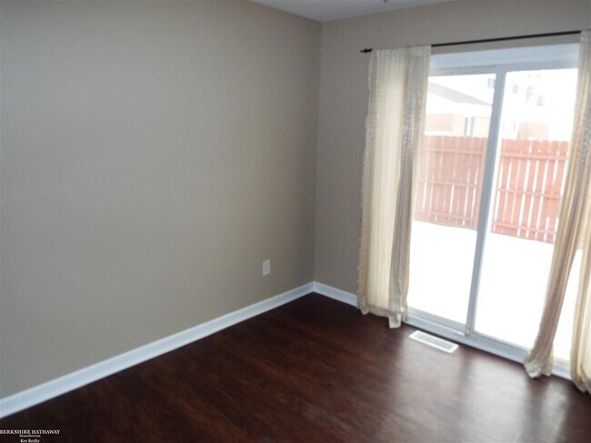 Building Photo - 29322 E Brittany Ct