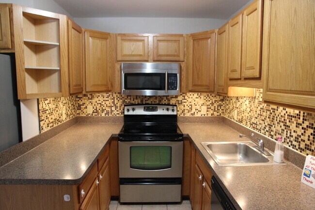 Building Photo - 4259 Packard St