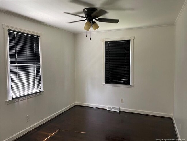 Building Photo - 521 E 5th Ave