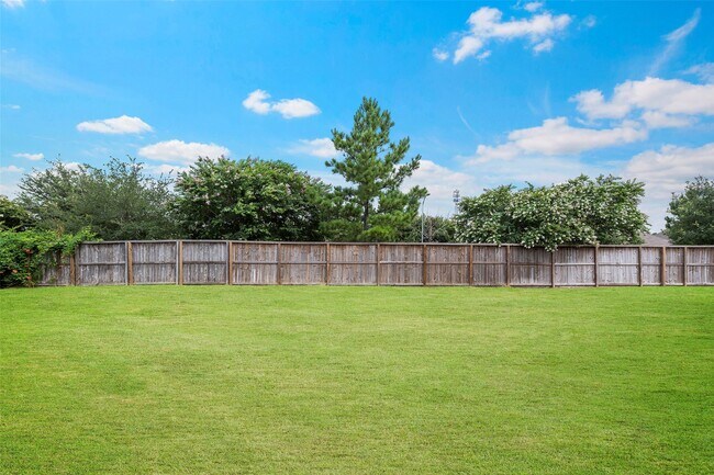 Foto del edificio - 2703 Barrington Branch Dr