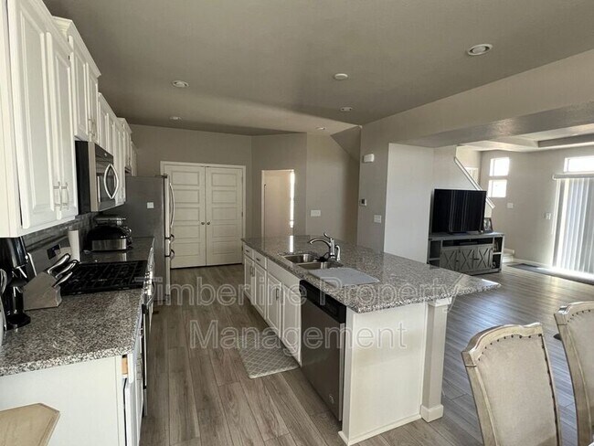 Building Photo - 9606 Timberlake Loop