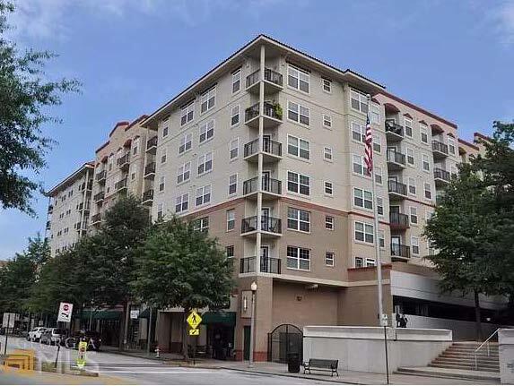 Ponce de Leon Ave view - 230 E Ponce de Leon Ave