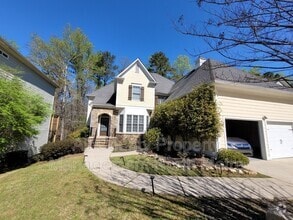 Building Photo - 6325 Hampton Highlands Dr
