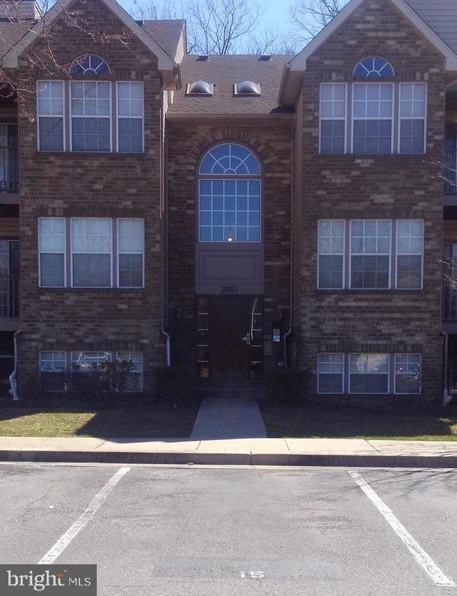 Building Photo - 2061 Alice Ave