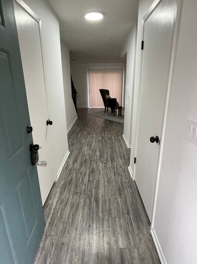 Foto del edificio - 3 BEDROOM CONDO BY UNT