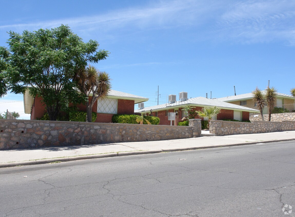 Foto del edificio - 1209 N Virginia St