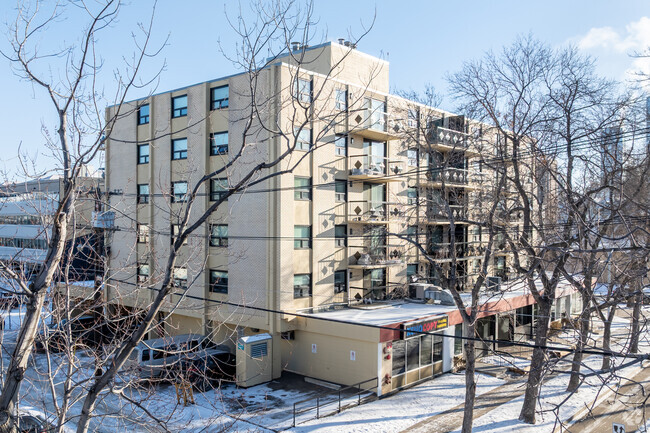 Building Photo - Central Court Apartments