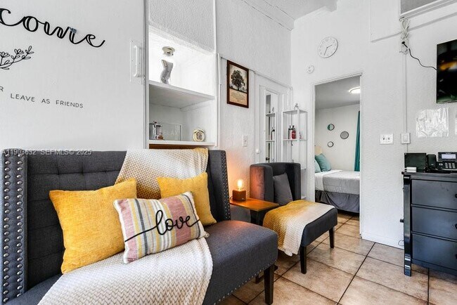 Foto del edificio - 2019 Fletcher St