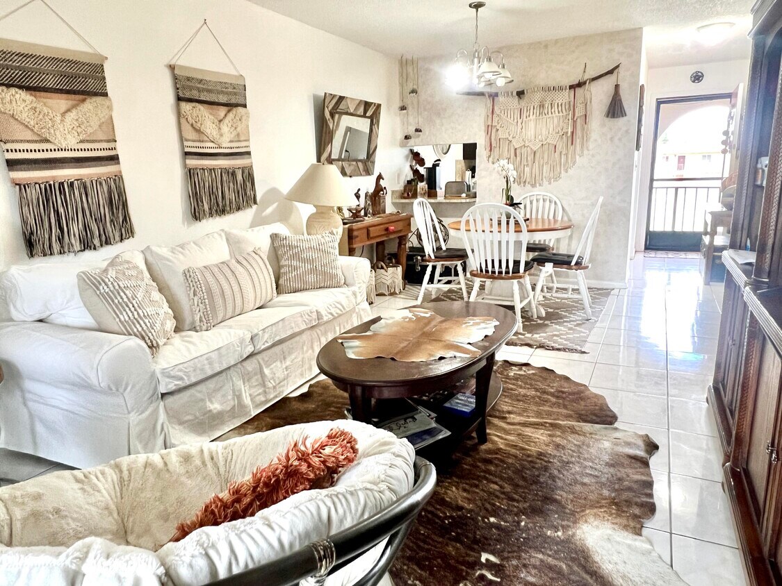 Foto principal - 6054 Forest Hill Blvd