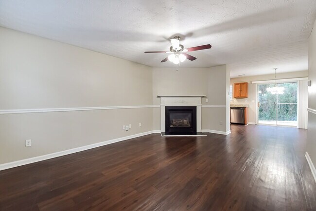 Foto del edificio - 343 Clearsprings Dr